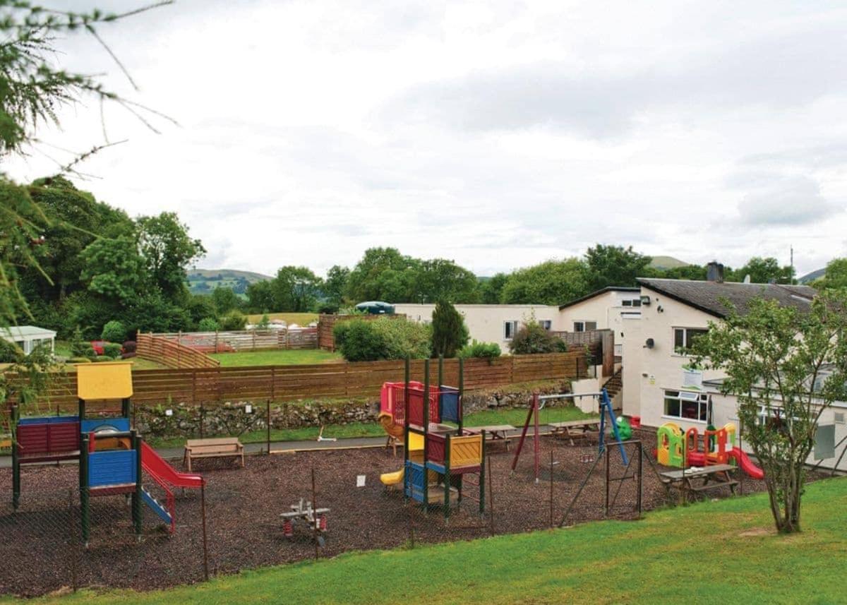 Parc Farm Holiday Park Mold Ngoại thất bức ảnh